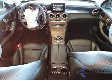 2017 Mercedes-Benz C 300 from USA, damaged, VIN 55SWF4JB0HU218788